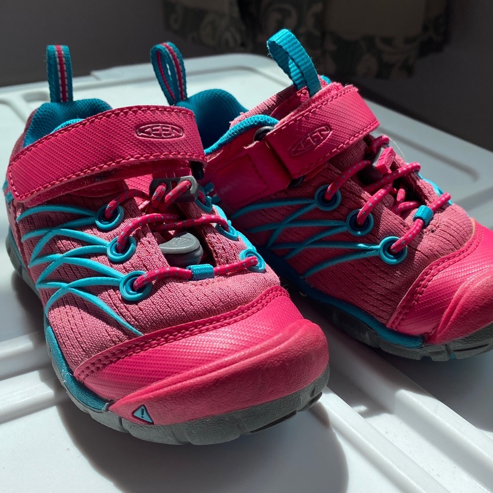 Keen Chandler CNX Size 9 Toddler
